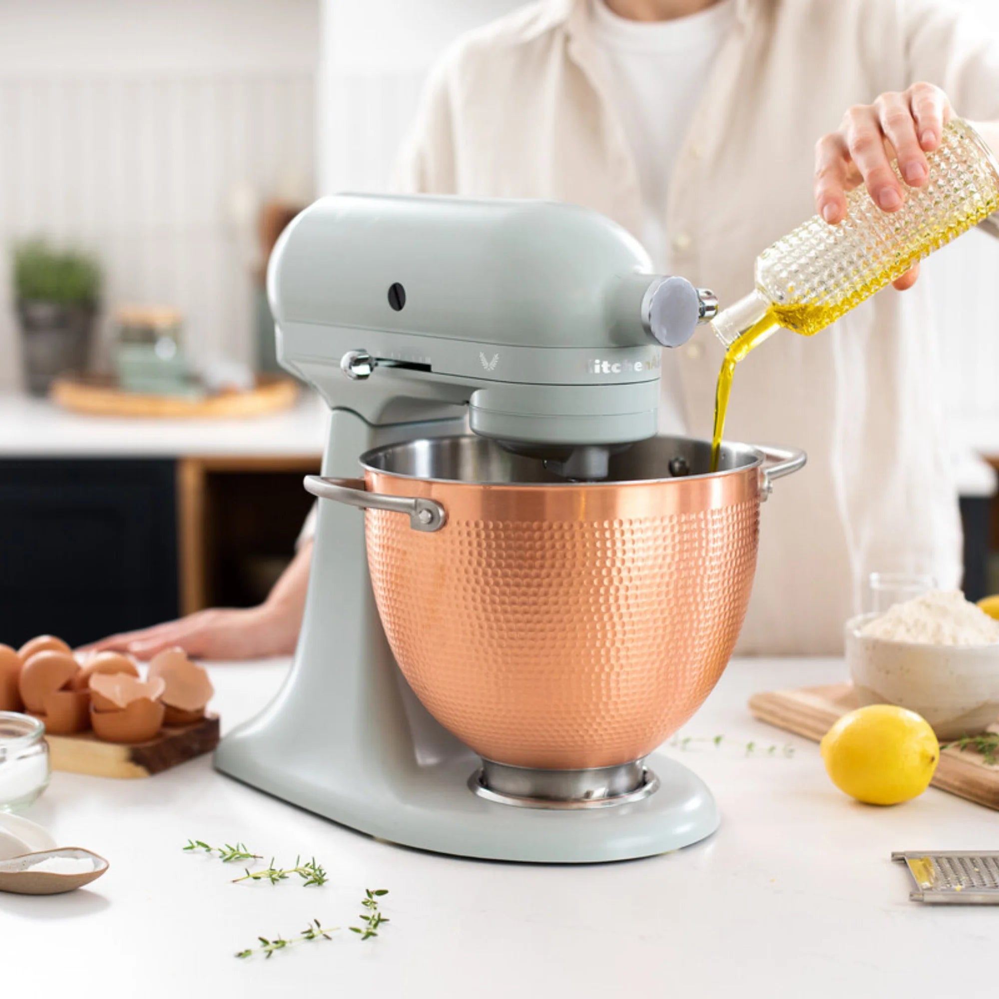 KITCHENAID Design Series - Artisan 4.7L Tilt-Head Stand Mixer - Blossom