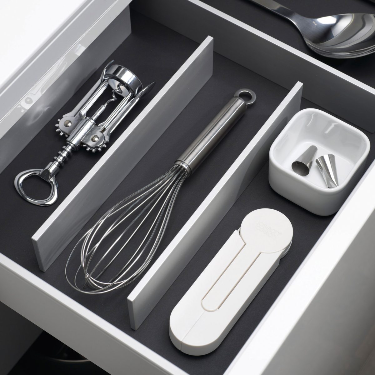 Joseph Joseph TriScale Compact Folding Digital Kitchen Food Scale, White