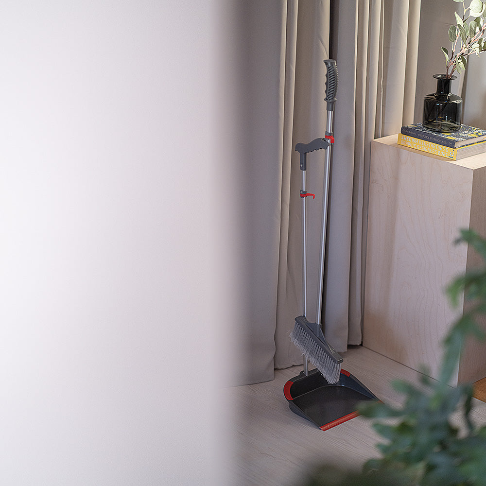 Nordic Stream Dust Pan Kit