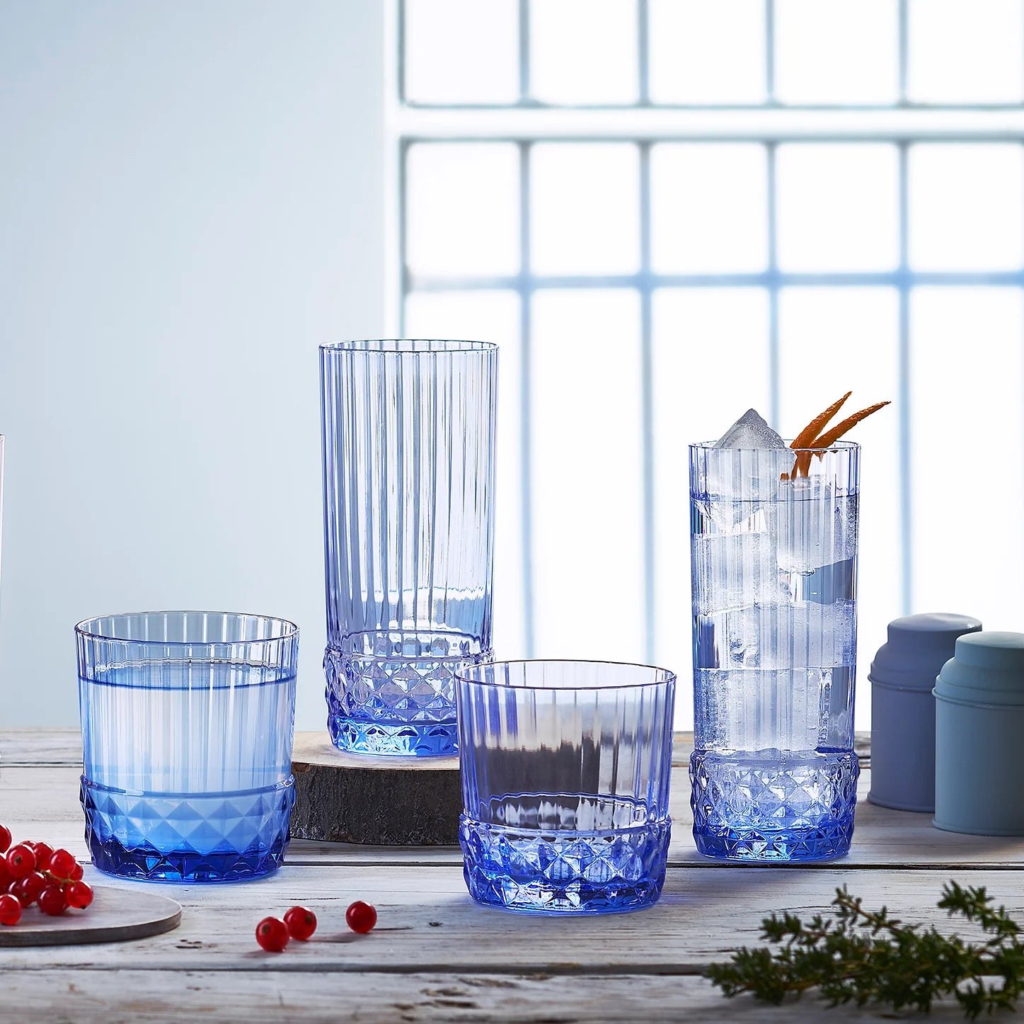 Bormioli Rocco Water Glasses Slot - Blue - 290 ml - 6 pieces by | Slot store Bormioli Rocco Water Glasses Slot - Blue - 290 ml - 6 pieces by | Slot store