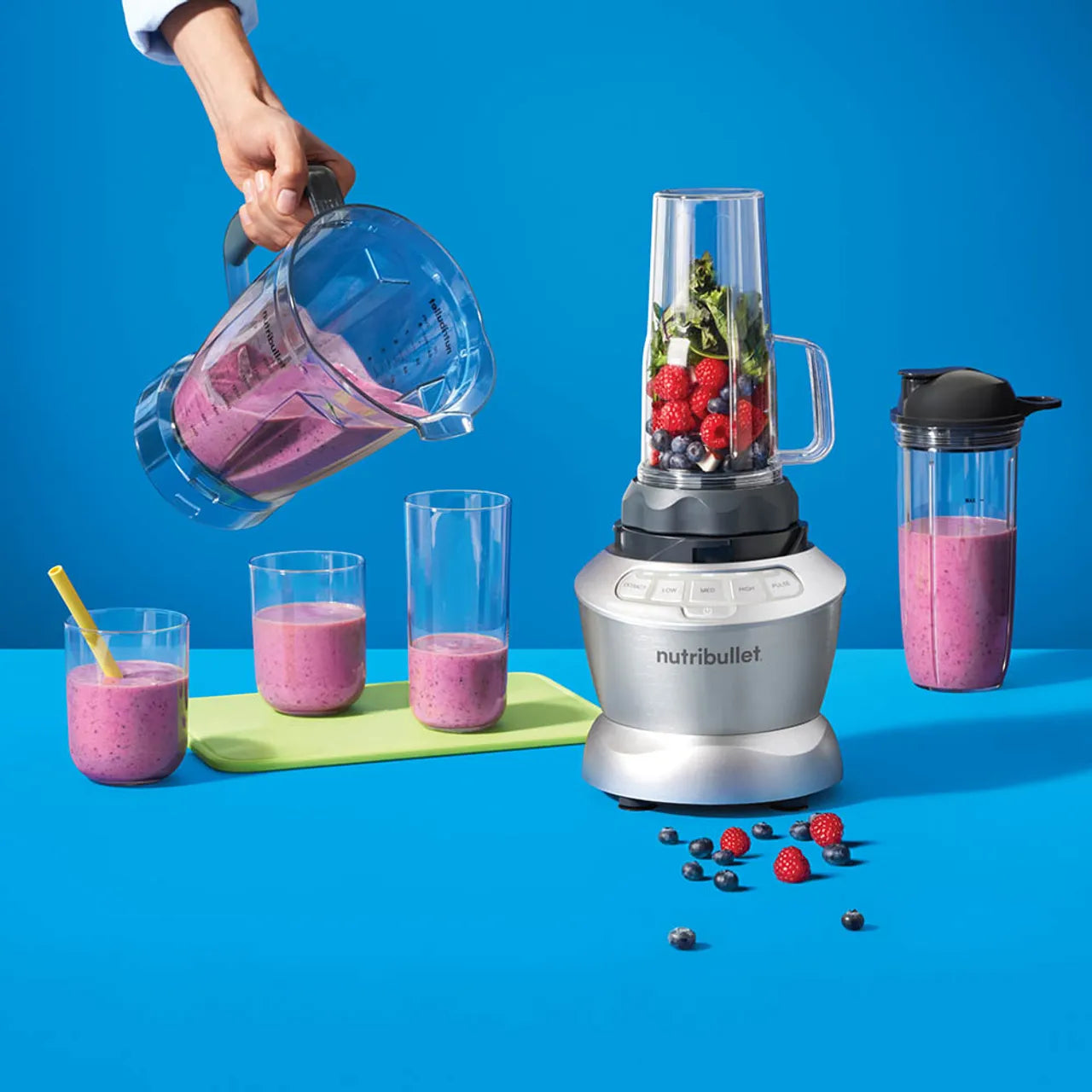 THE NUTRIBULLET FULL SIZE BLENDER COMBO 1200W