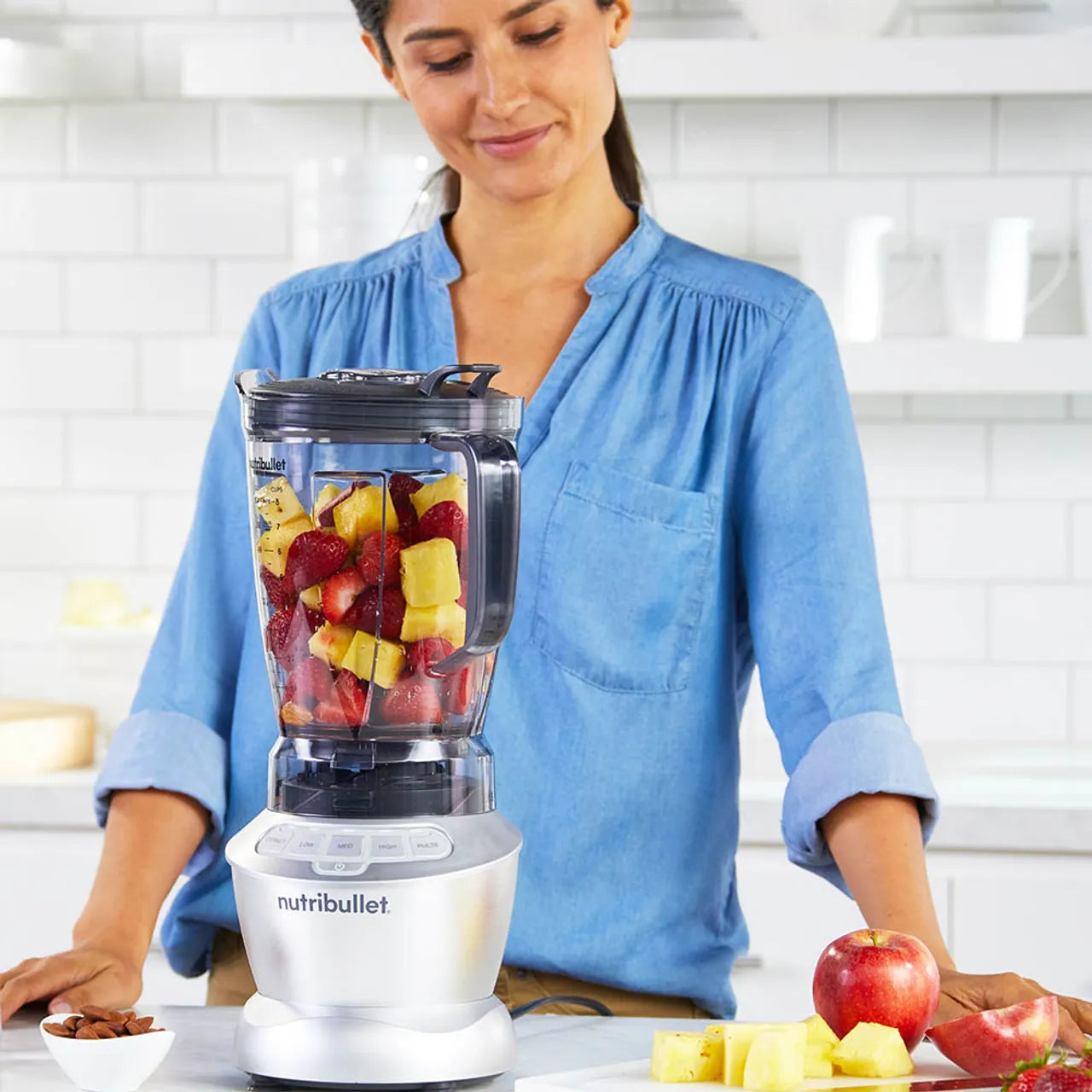THE NUTRIBULLET FULL SIZE BLENDER COMBO 1200W