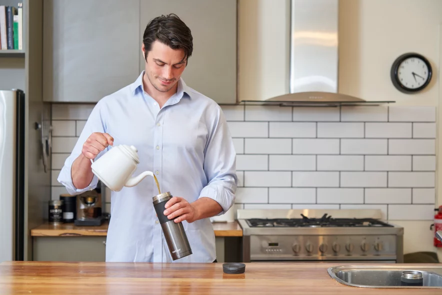 Contigo Byron SNAPSEAL™ Travel Mug, 720 ml (Gunmetal)