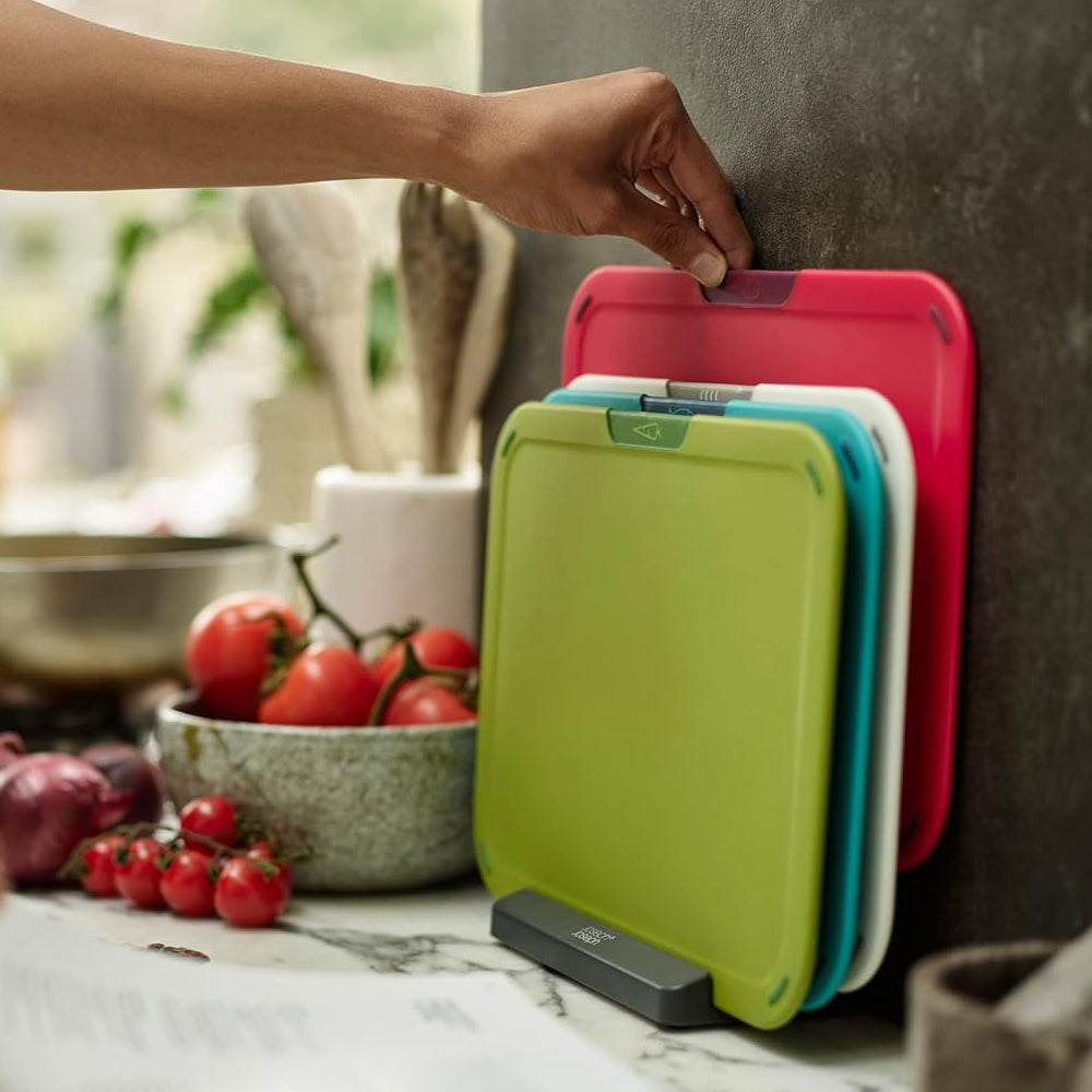 Joseph Joseph Duo Icon 4-piece colour coded Cutting Board Set with Storage Stand, Multicolour